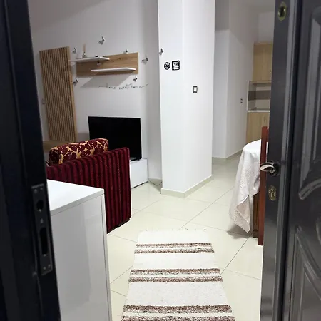 Апартаменты Liceu Charm Тирана