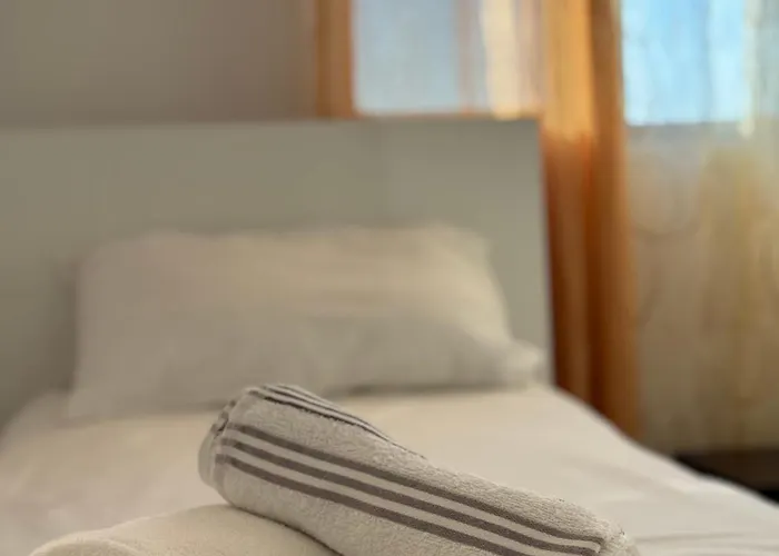Apartman Liceu Charm Tirana