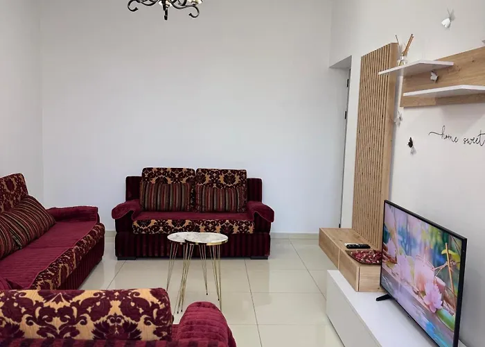 Apartman Liceu Charm Tirana