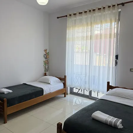 Appartement Liceu Charm Tirana