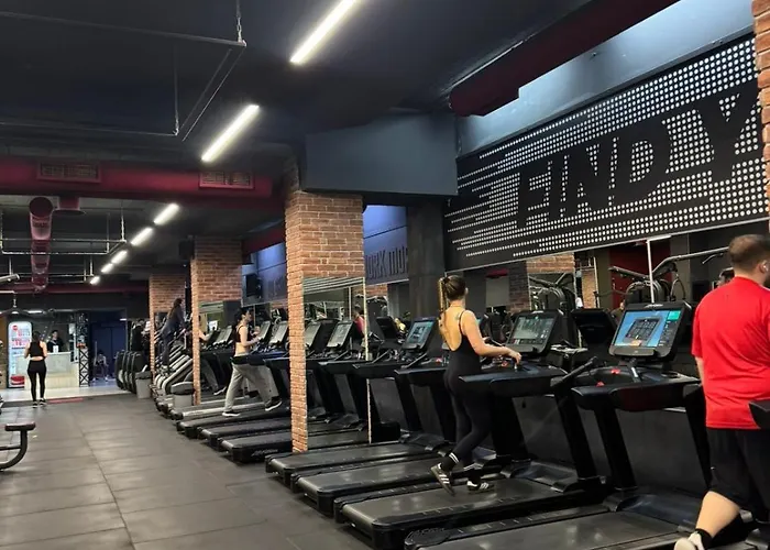 Liceu Charm * ティラナ