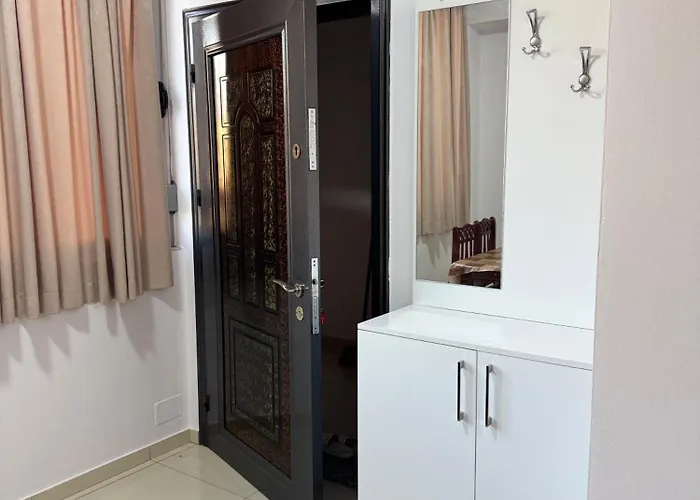 アパート Liceu Charm